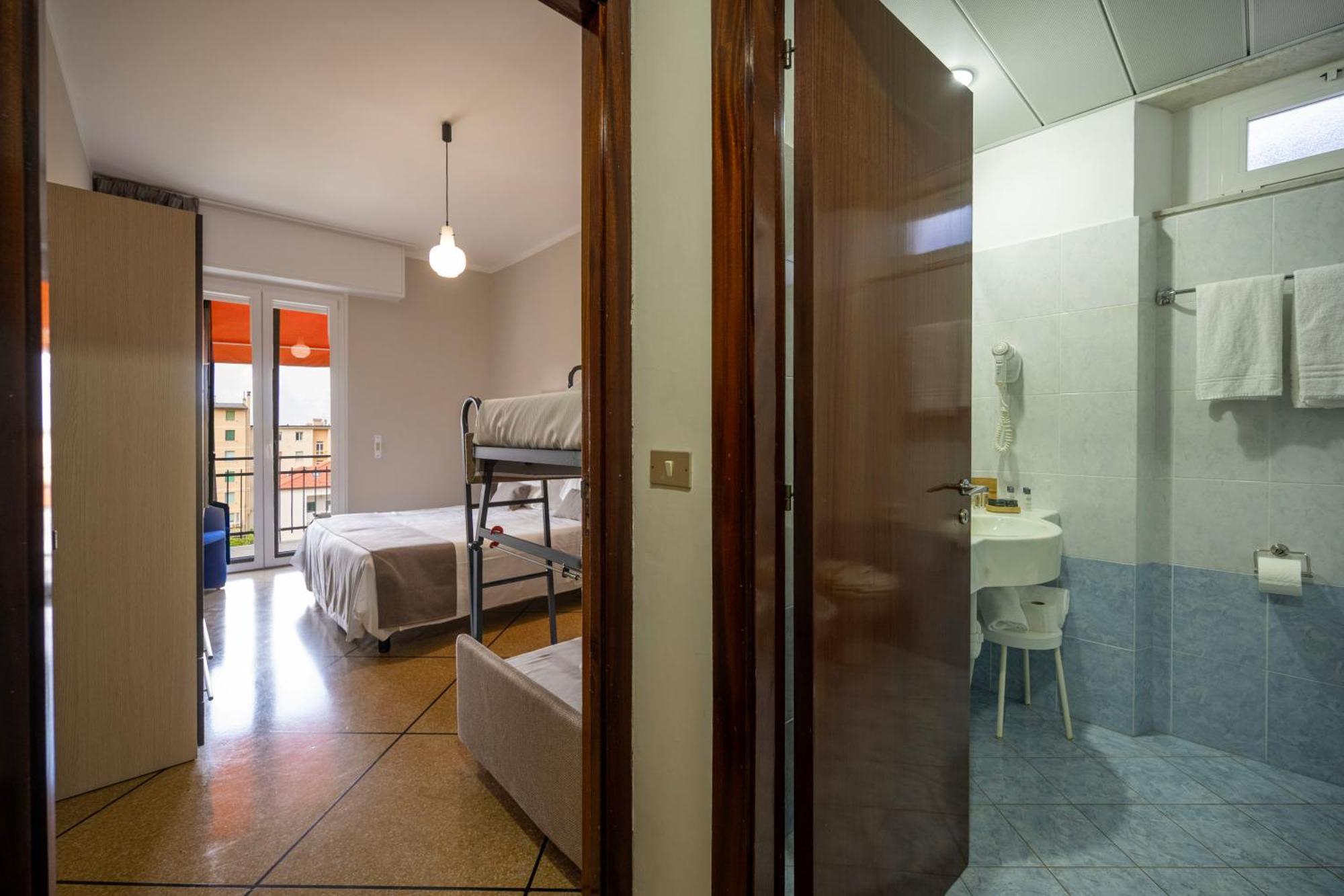 Hotel Mediterraneo Cavi di Lavagna