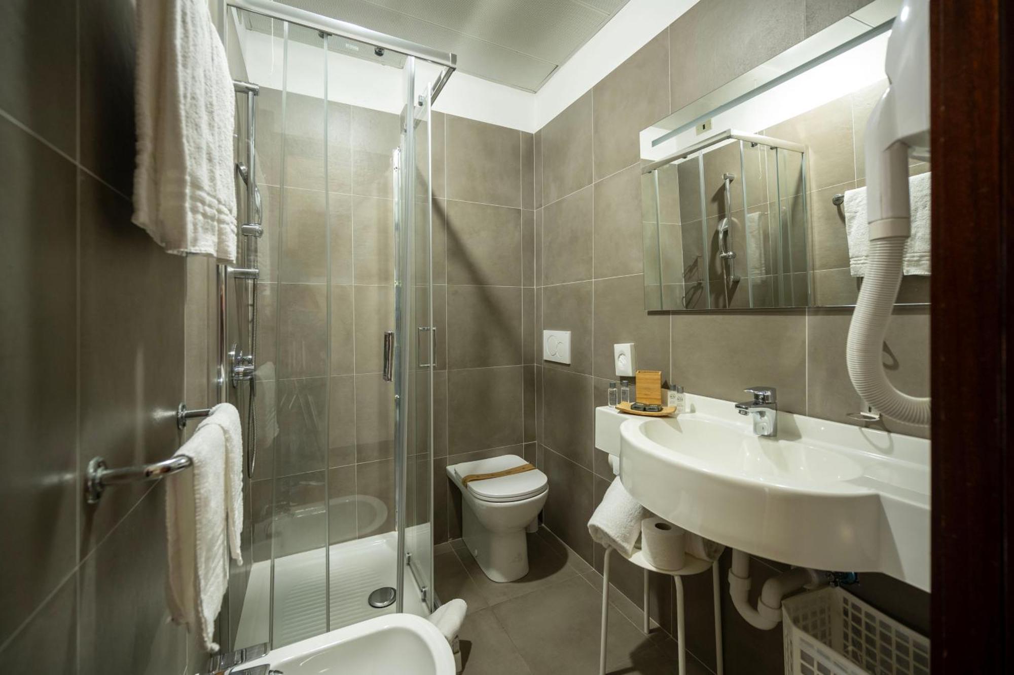 Hotel Mediterraneo Cavi di Lavagna