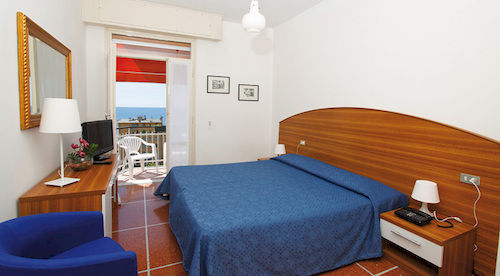 Mediterraneo 3* Cavi di Lavagna